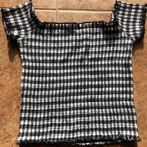 American Eagle, Hollister, Abercrombie - Picture 3 of 8